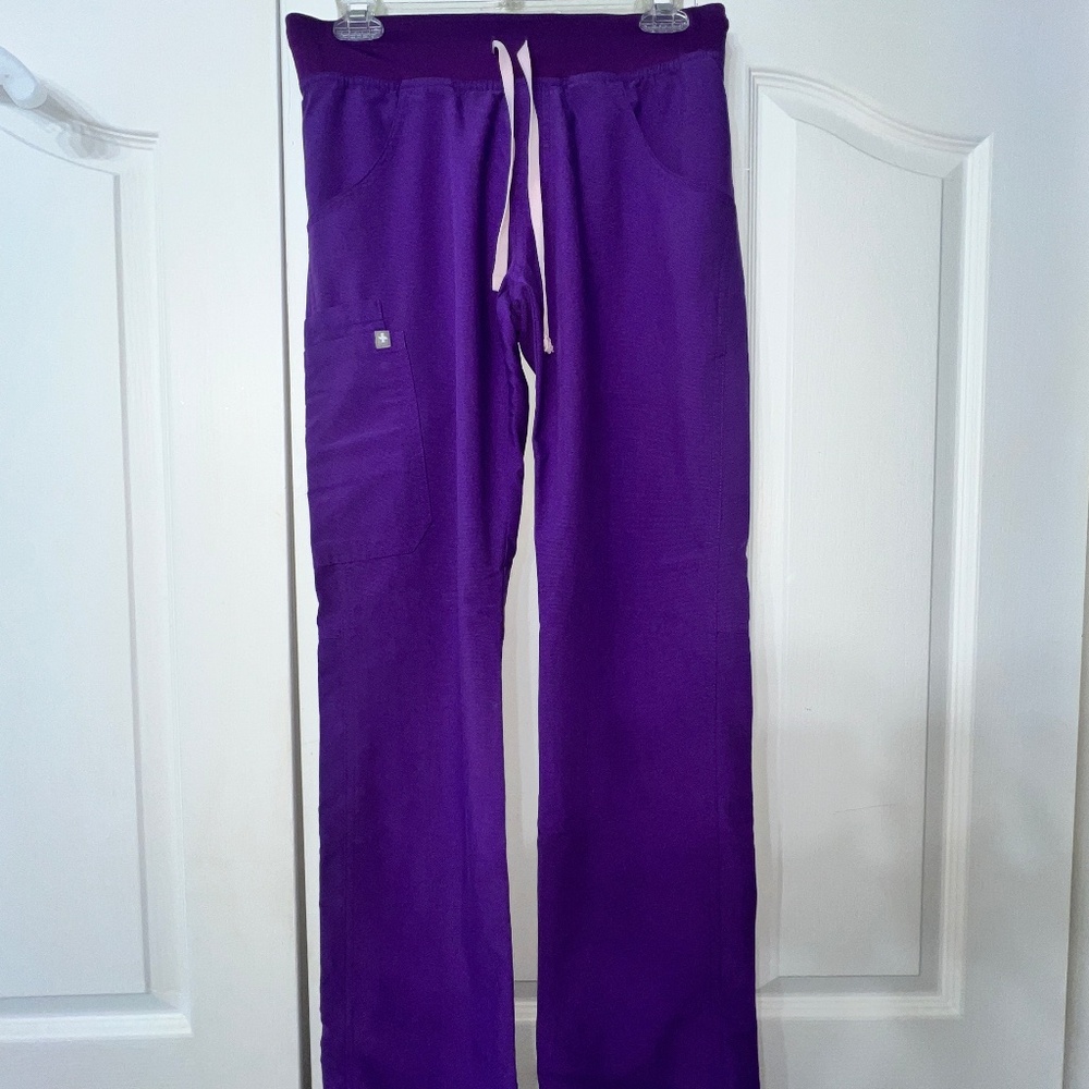 Figs Kade Cargo Scrub Pants XS *Tall* - Digital Grape